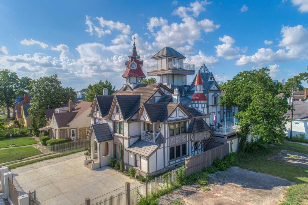 Villa With 8 Bedrooms And Heated Swimming Pool 휴스턴 외부 사진